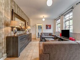 Cosy Apartment in Sint Maartensbrug Near the Beaches