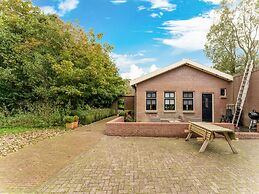 Cosy Apartment in Sint Maartensbrug Near the Beaches