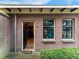 Cosy Apartment in Sint Maartensbrug Near the Beaches