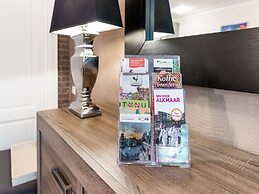 Cosy Apartment in Sint Maartensbrug Near the Beaches
