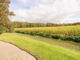Cosy Apartment in Sint Maartensbrug Near the Beaches