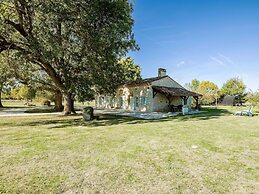 Spacious Holiday Home in Saint-nexans With Terrace