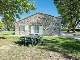 Spacious Holiday Home in Saint-nexans With Terrace