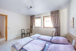 Delightful Holiday Home in Battenberg Near Forest