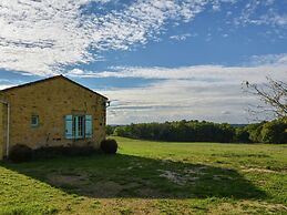 Perigord House With Private Swimming Pool in the Middle of Unspoiled N