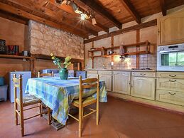 Perigord House With Private Swimming Pool in the Middle of Unspoiled N