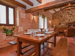 Perigord House With Private Swimming Pool in the Middle of Unspoiled N