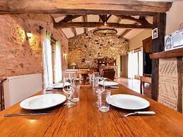 Perigord House With Private Swimming Pool in the Middle of Unspoiled N
