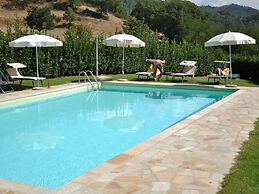 Beautiful Cottage in Dicomano With Swimming Pool