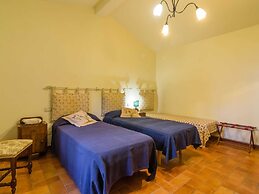 Beautiful Cottage in Dicomano With Swimming Pool