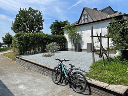 Modern Apartment in Neuastenberg Directly on a ski Area