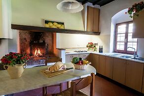 Serene Farmhouse in Dicomano With Swimming Pool