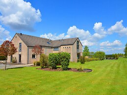 Delightful Villa in Sourbrodt With Swimming Pool, Terrace