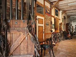 Rustic-style Apartment in Buschenhagen With Garden