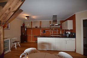 Rustic-style Apartment in Buschenhagen With Garden