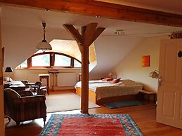 Rustic-style Apartment in Buschenhagen With Garden