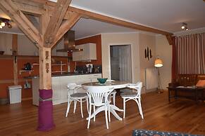 Rustic-style Apartment in Buschenhagen With Garden