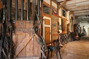 Rustic-style Apartment in Buschenhagen With Garden