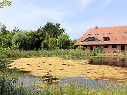 Rustic-style Apartment in Buschenhagen With Garden