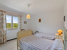 Apartment With Pool Amid Vineyards and Near the Beach