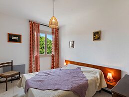 Apartment With Pool Amid Vineyards and Near the Beach