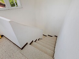 Apartment With Pool Amid Vineyards and Near the Beach