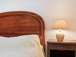 Apartment With Pool Amid Vineyards and Near the Beach