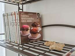 Apartment With Pool Amid Vineyards and Near the Beach