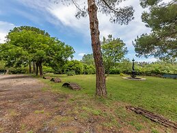 Apartment With Pool Amid Vineyards and Near the Beach