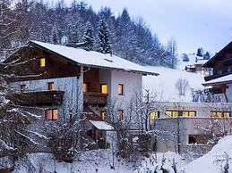 Inviting Holiday Apartment in Ladis With Balcony