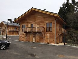 Splendid Chalet in Chamrousse With TV