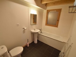 Splendid Chalet in Chamrousse With TV
