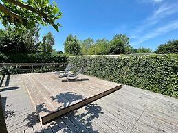 Lovely Holiday Home in Kaatsheuvel With Bubble Bath