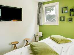 Lovely Holiday Home in Kaatsheuvel With Bubble Bath