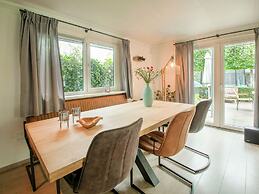 Lovely Holiday Home in Kaatsheuvel With Bubble Bath