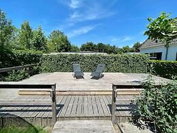 Lovely Holiday Home in Kaatsheuvel With Bubble Bath