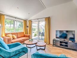 Lovely Holiday Home in Kaatsheuvel With Bubble Bath