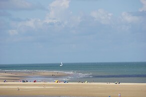 Waterfront Penthouse With Roof Terrace and Private Jetty