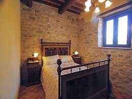 Nice Apartment in Apecchio With Shared Swimming Pool