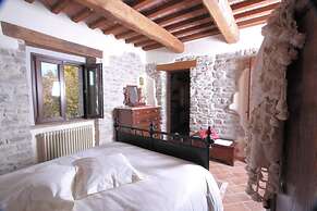 Nice Apartment in Apecchio With Shared Swimming Pool