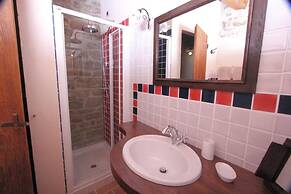 Nice Apartment in Apecchio With Shared Swimming Pool