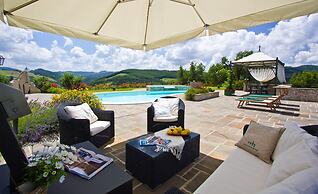Nice Apartment in Apecchio With Shared Swimming Pool