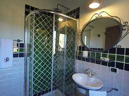 Nice Apartment in Apecchio With Shared Swimming Pool