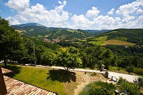 Nice Apartment in Apecchio With Shared Swimming Pool