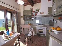 Nice Apartment in Apecchio With Shared Swimming Pool