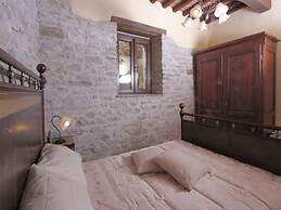 Nice Apartment in Apecchio With Shared Swimming Pool