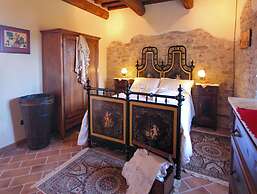 Nice Apartment in Apecchio With Shared Swimming Pool