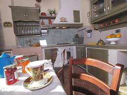 Nice Apartment in Apecchio With Shared Swimming Pool