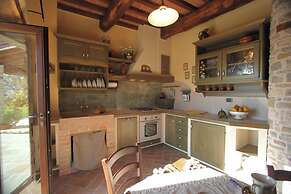 Nice Apartment in Apecchio With Shared Swimming Pool
