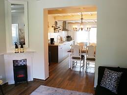 Fantastic Luxury Vacation Home and Next to the Wadden Sea